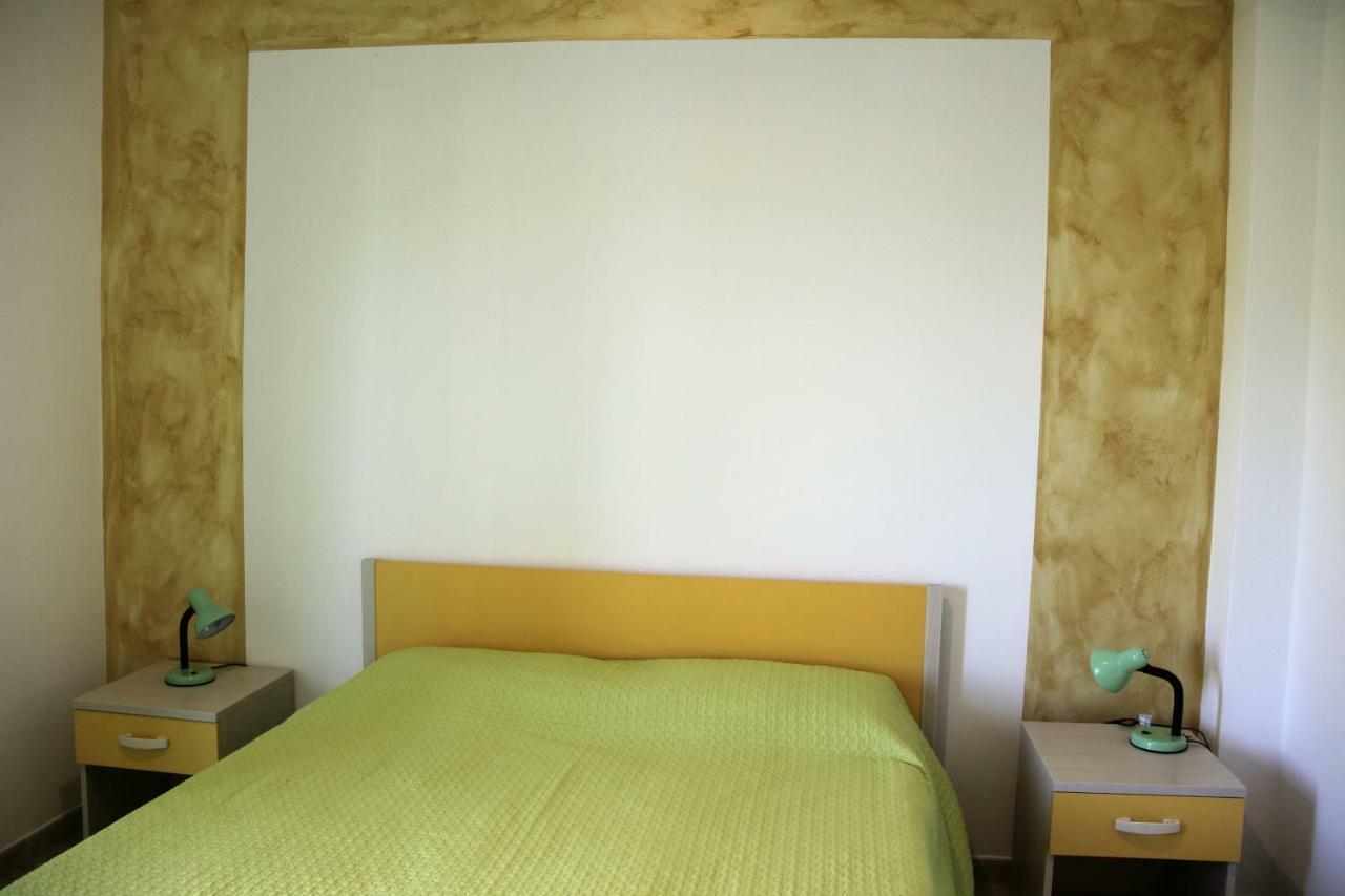 Lucanto Accommodations Calvello Eksteriør billede